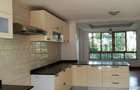 5 Bed Townhouse with En Suite in Lavington - 2