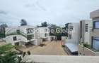 5 Bed Townhouse with En Suite in Lavington - 1