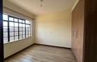 2 Bed Apartment with En Suite in Westlands Area - 9