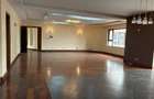 4 Bed Apartment with En Suite at Parklands - 8