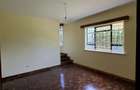 4 Bed House with En Suite in Nyari - 9