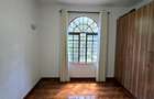 4 Bed Townhouse with En Suite in Kitisuru - 15