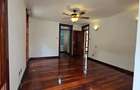 4 Bed Villa with En Suite in Kyuna - 13