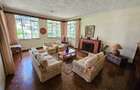 4 Bed House with En Suite in Nyari - 10