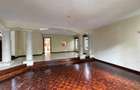 4 Bed Townhouse with En Suite in Brookside - 2