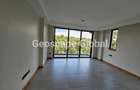 Furnished 3 Bed Apartment with En Suite in Spring Valley - 8