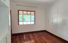 4 Bed House with En Suite in Runda - 10