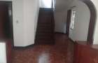 4 Bed Villa with En Suite in Brookside - 9