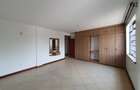 4 Bed Apartment with En Suite in General Mathenge - 19