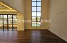 5 Bed Townhouse with En Suite in Lavington - 2