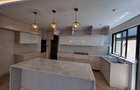 5 Bed Townhouse with En Suite in Lavington - 2