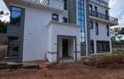 5 Bed Townhouse with En Suite in Lavington - 2