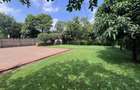 4 Bed House with En Suite at Mountain View - 8