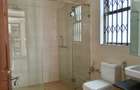 5 Bed Townhouse with En Suite in Lavington - 4