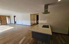 3 Bed Apartment with En Suite in Spring Valley - 8