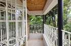 4 Bed Townhouse with En Suite in Lavington - 7