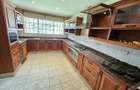 5 Bed House with En Suite in Lavington - 6