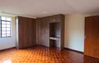 4 Bed Townhouse with En Suite at Kitisuru Ridge - 37