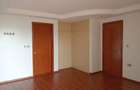 3 Bed Apartment with En Suite in Parklands - 8