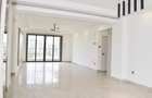 3 Bed Apartment with En Suite at N - 1