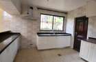 5 Bed Townhouse with En Suite at Lavington Green - 12