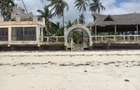 10 Bed Villa with En Suite at Central - 6