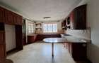 5 Bed House with En Suite in Runda - 11