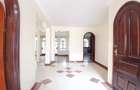 5 Bed Townhouse with En Suite at Riverside Garden - 17