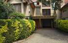 6 Bed Townhouse with En Suite at James Gichuru - 4