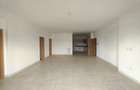 3 Bed Apartment with En Suite at Parklands - 10