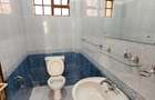 2 Bed Apartment with En Suite in Lavington - 9