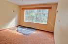 5 Bed House with En Suite at Redhill Road - 20