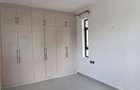 2 Bed Villa with En Suite in Westlands Area - 7
