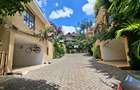 5 Bed Townhouse with En Suite in Kyuna - 1