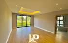 Serviced 3 Bed Apartment with En Suite in Runda - 11