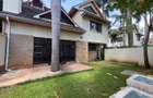 5 Bed Townhouse with En Suite in Lavington - 16