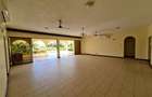 3 Bed Apartment with En Suite in Nyali Area - 11