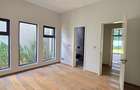 5 Bed Townhouse with En Suite in Runda - 12