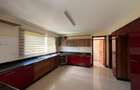 5 Bed Townhouse with En Suite in Westlands Area - 12
