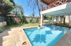 5 Bed Townhouse with En Suite at Lavington Green - 3