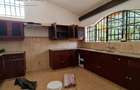 4 Bed Townhouse with En Suite at Westlands - 10