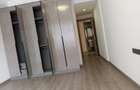 3 Bed Apartment with En Suite in Riverside - 16