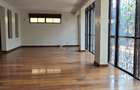 5 Bed Townhouse with En Suite at Off Convent Drive - 14