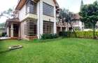 5 Bed Townhouse with En Suite at Lavington - 1