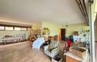 4 Bed House with En Suite in Lavington - 5