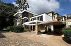 5 Bed Villa with En Suite in Lavington - 1