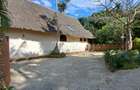 8 Bed House with En Suite in Diani - 14