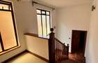 5 Bed Townhouse with En Suite in Lavington - 5