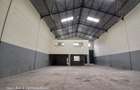 6,500 ft² Warehouse with Service Charge Included at Gateway Mall - 2