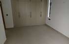 2 Bed Apartment with En Suite in Brookside - 5
